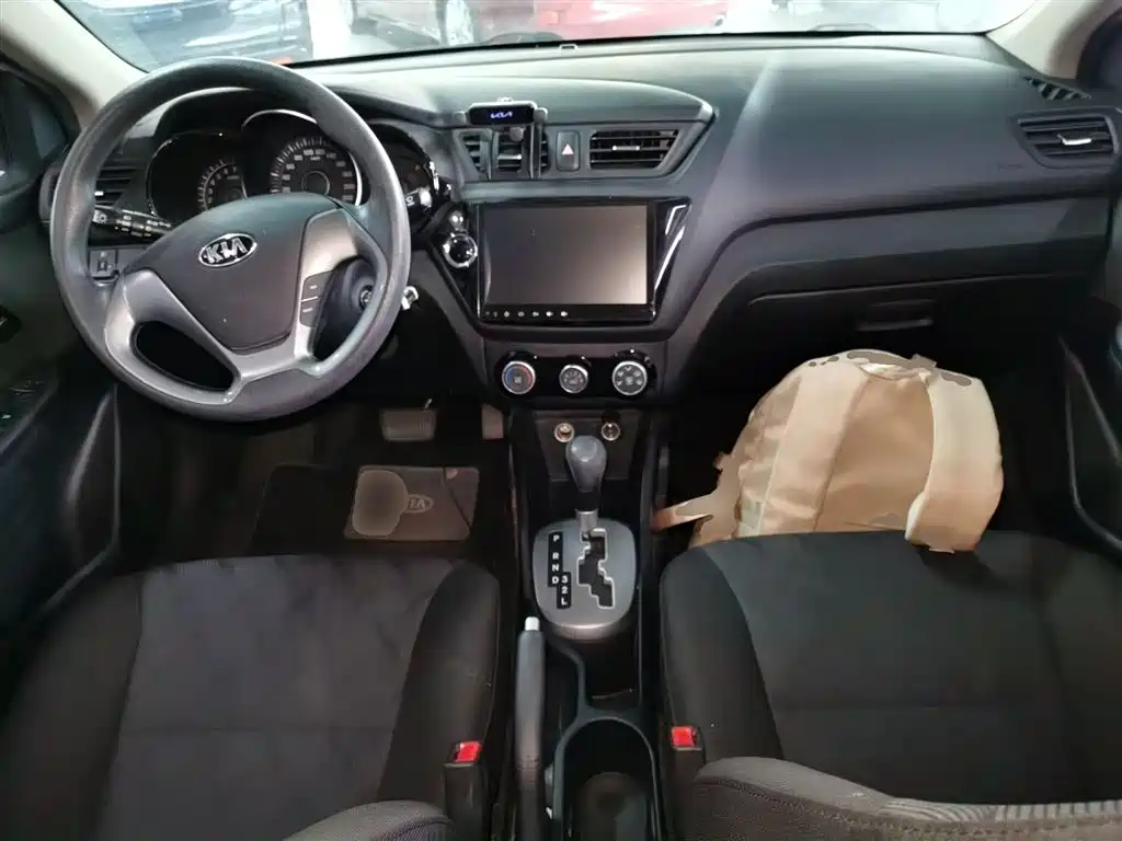 Kia K2 2015 Sedan 1.4L AT GLS фото 6