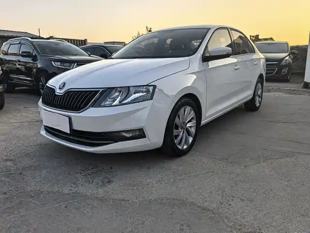 Škoda Rapid 2019 1.5L Automatic Comfort Version China VI