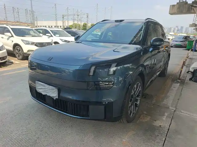 Lynk & Co 900 2025 2.0T Ultra