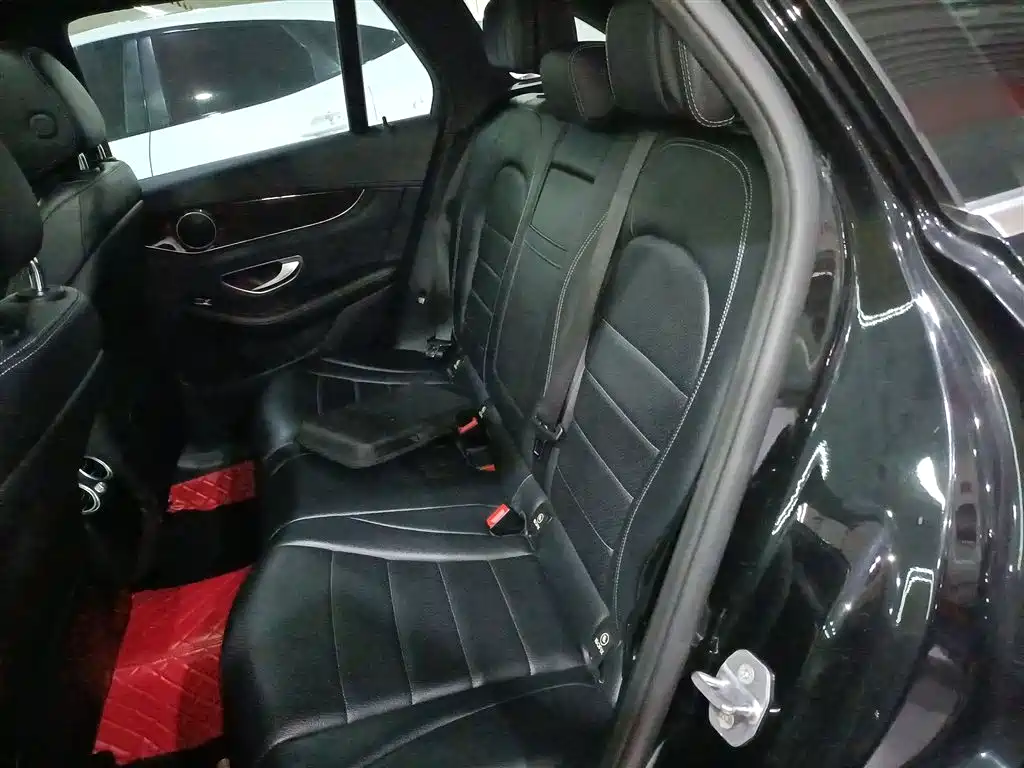 Mercedes-Benz GLC 2018 GLC 260 4MATIC Dynamic фото 17