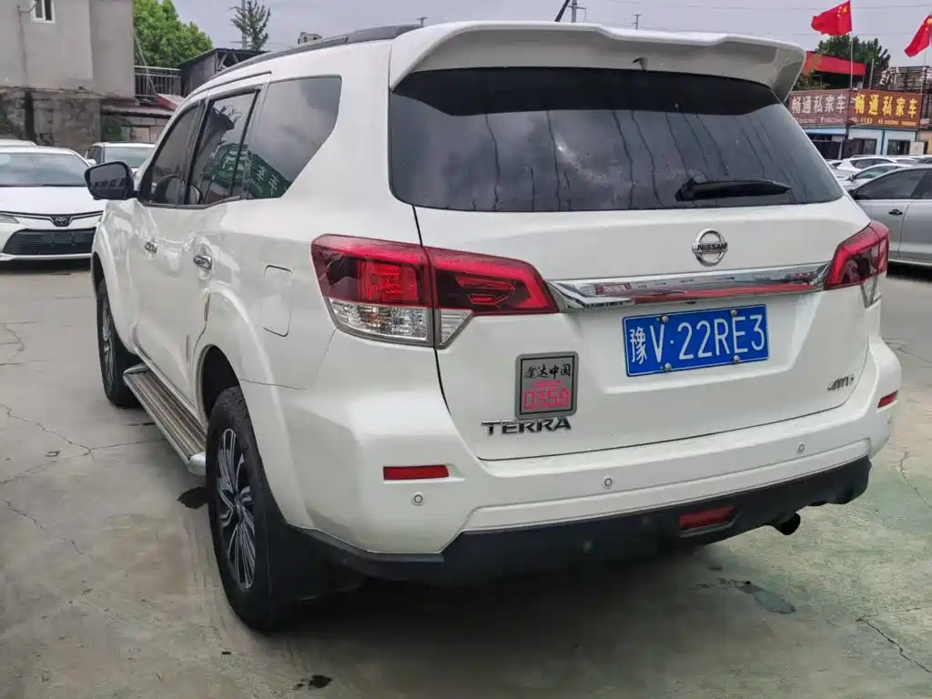 Nissan Terra 2018 2018 2.5L Automatic AWD Flagship