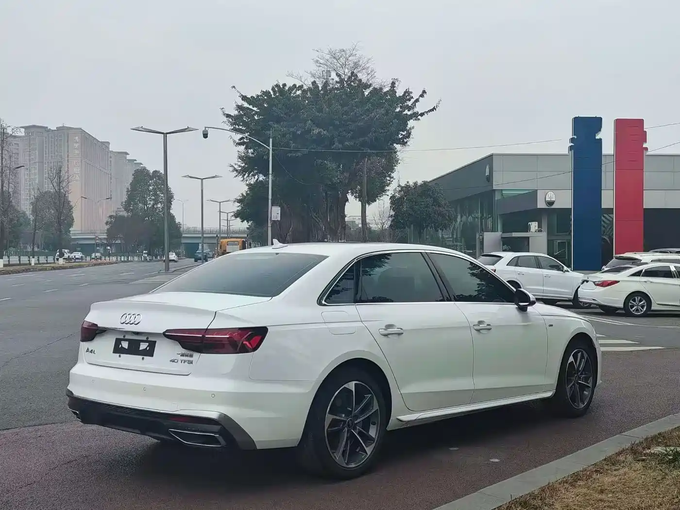 AUDI A4L