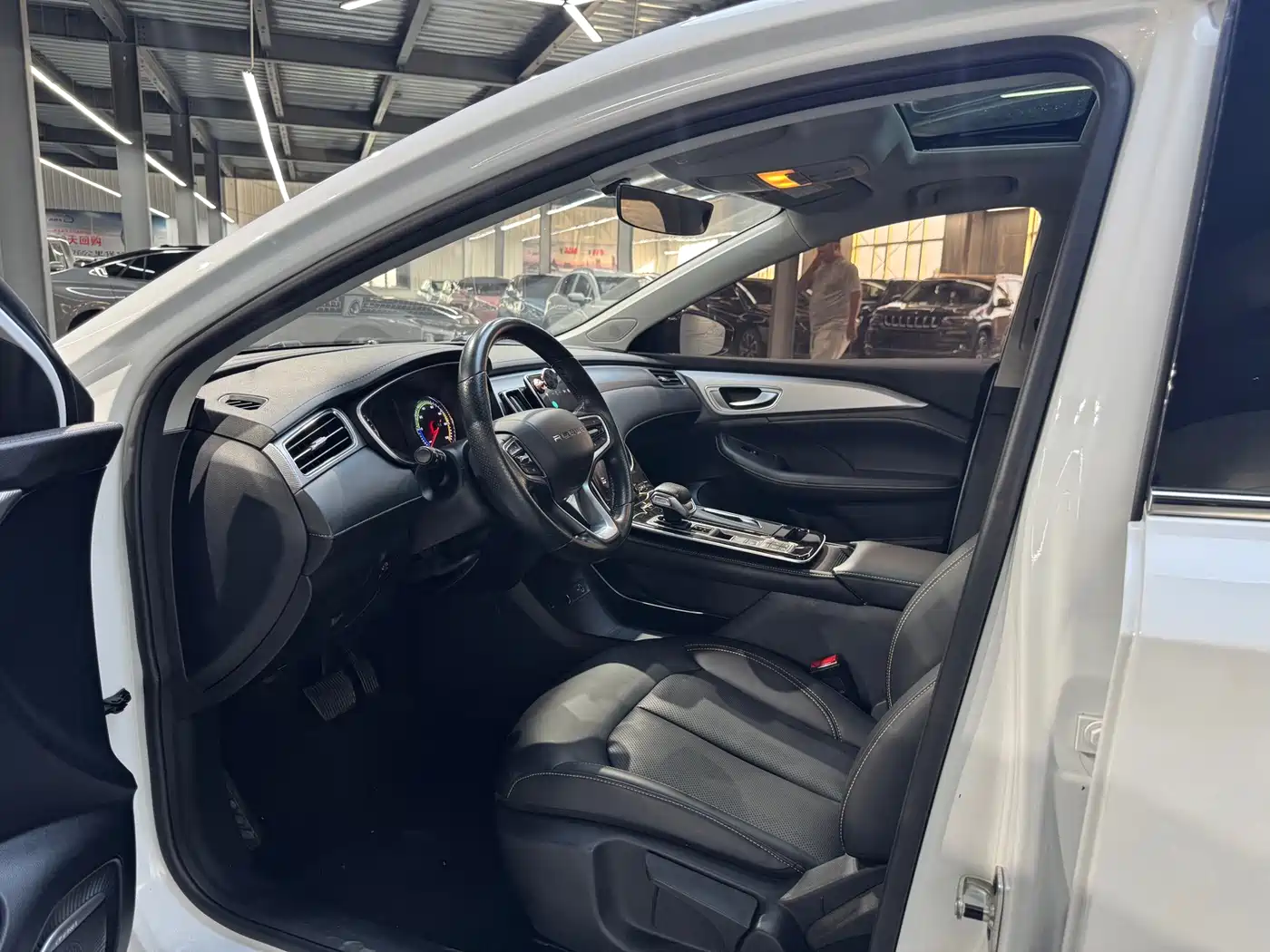 Roewe i6 MAX EV 2021 2020 Model 1.5T PHEV Cool Edition