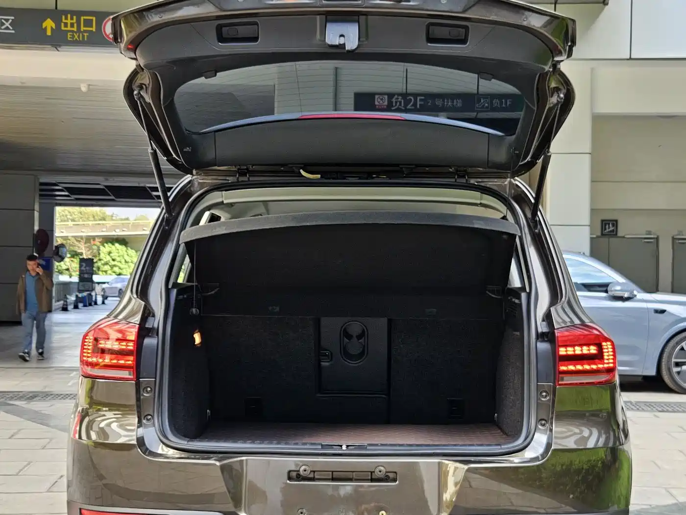 Volkswagen Tiguan 2013 1.8TSI Auto 2WD Comfort Edition фото 18