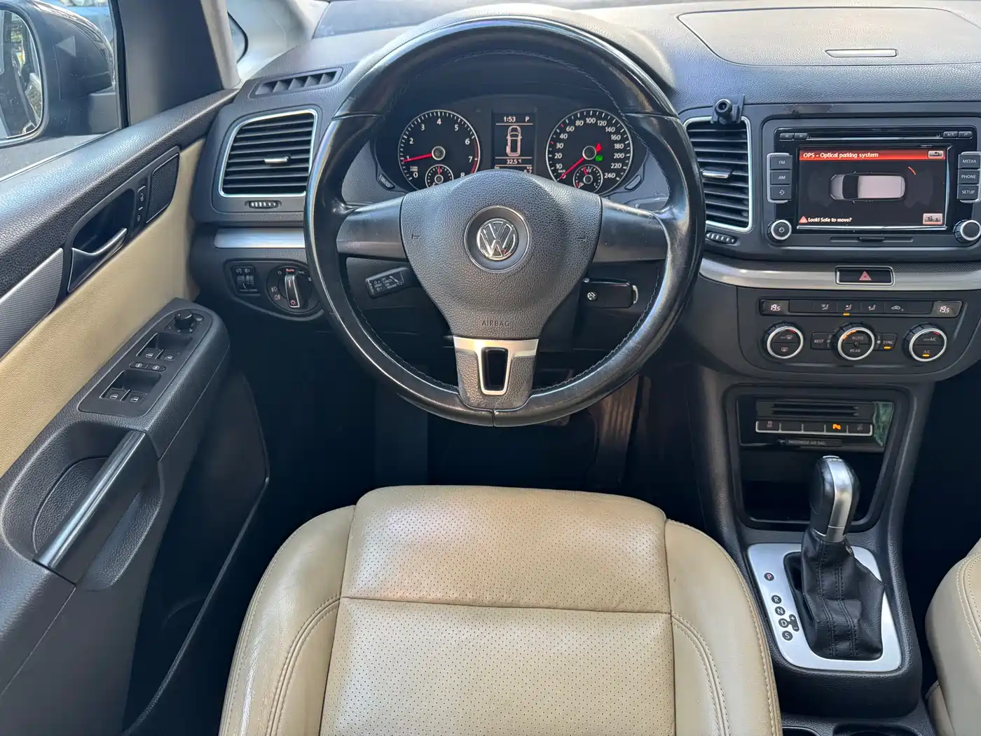 Volkswagen Sharan 2013 1.8TSI Standard фото 11