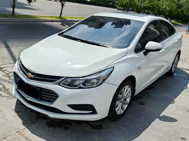  Chevrolet Cruze 2017 1.5L Automatic Pioneer Sunroof