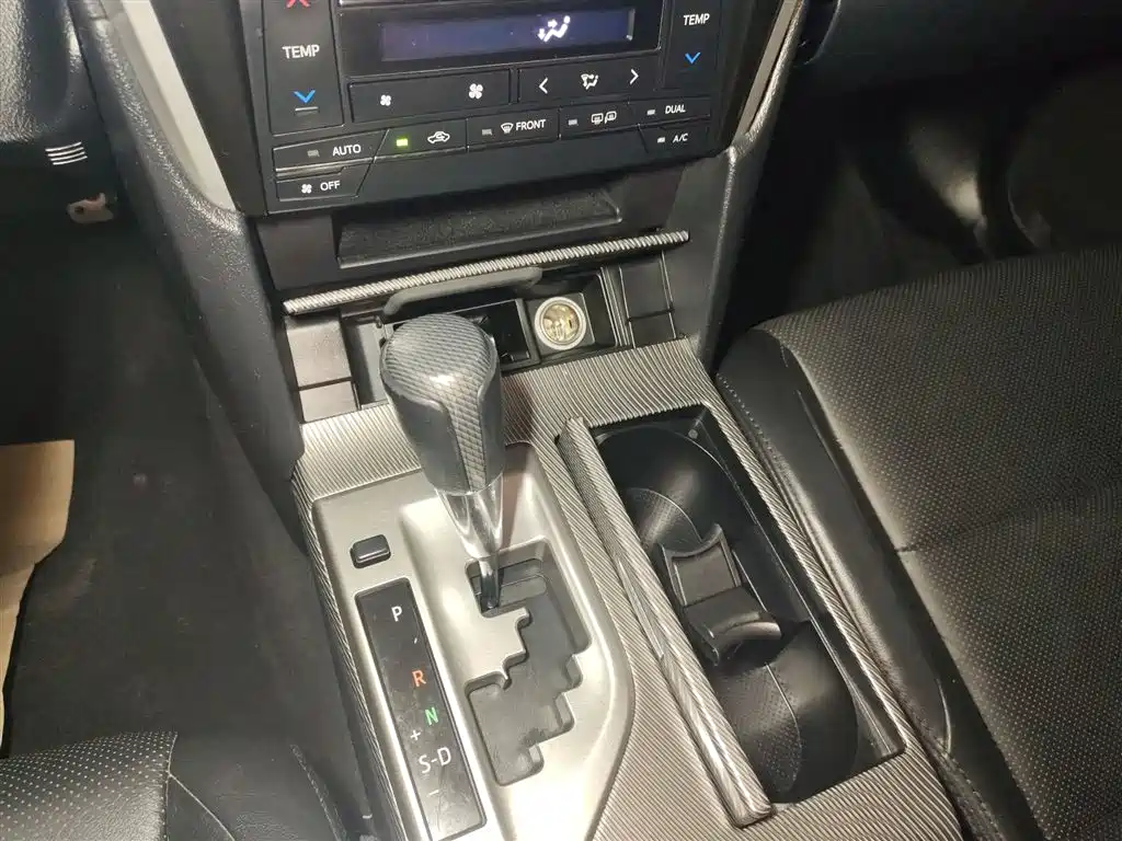 Toyota Camry 2015 Junrui 2.0S Dynamic Edition фото 14