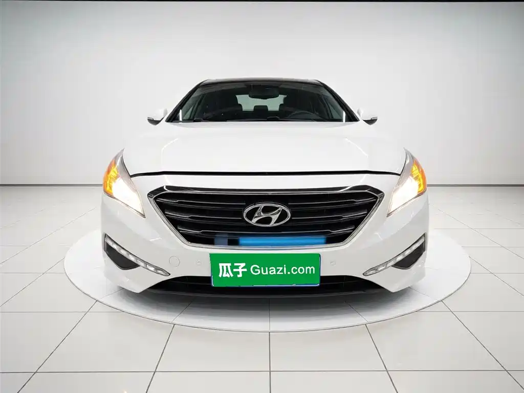 Hyundai Sonata 2015 1.6T GLS Smart фото 3