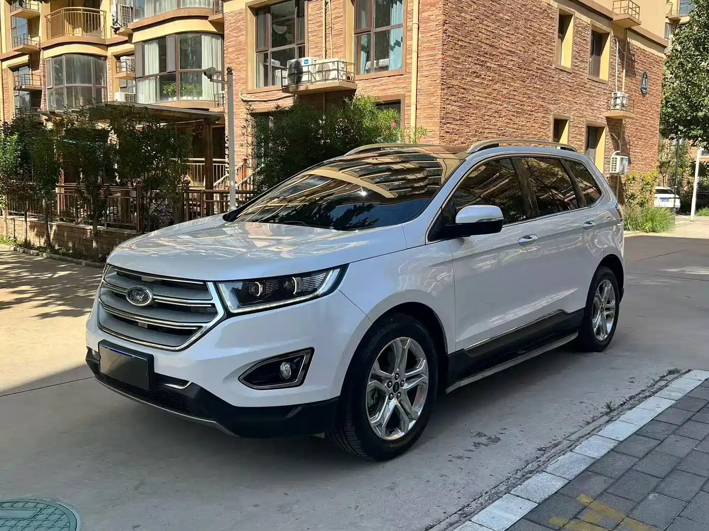Ford Edge 2017 2016 EcoBoost 245 4WD Luxury 7-Seater