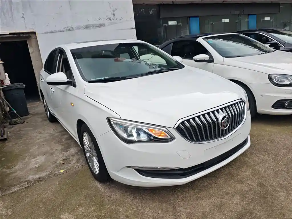 Buick Excelle 2016 15N Automatic Elite фото 4