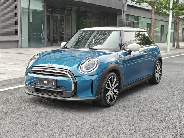 Mini MINI 1.5T COOPER, Артист