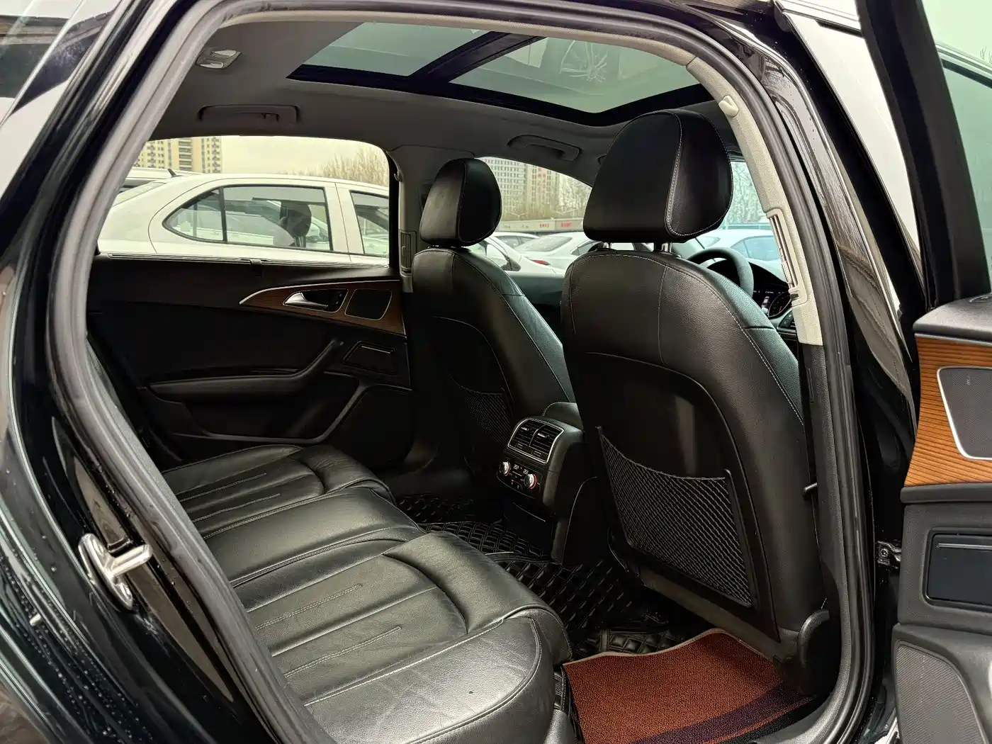 Audi A6L 2018 30th Anniversary 30 FSI Style фото 16