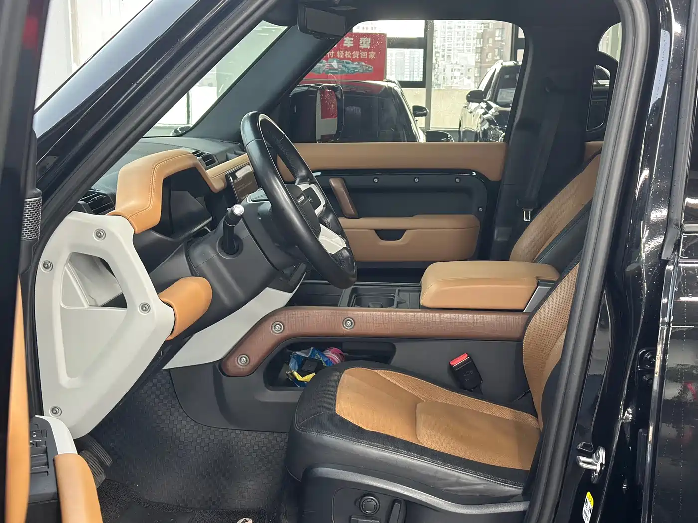 Фото 4 - Land Rover Defender