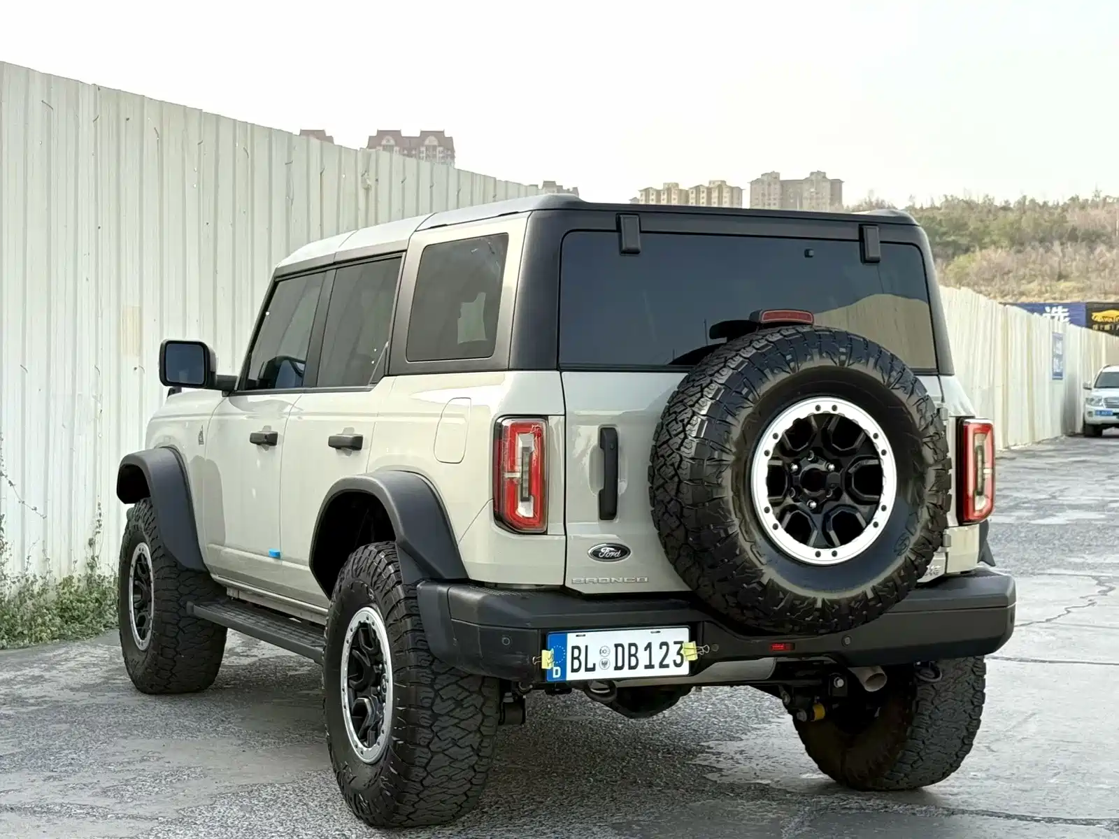 صورة 9 - Ford Bronco