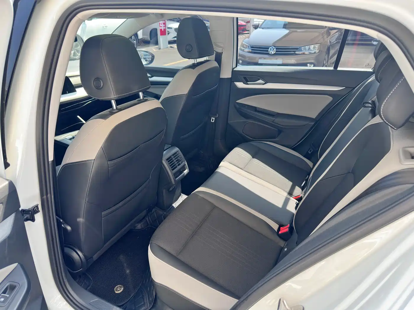 Volkswagen Golf 2021 280TSI DSG Pro фото 8