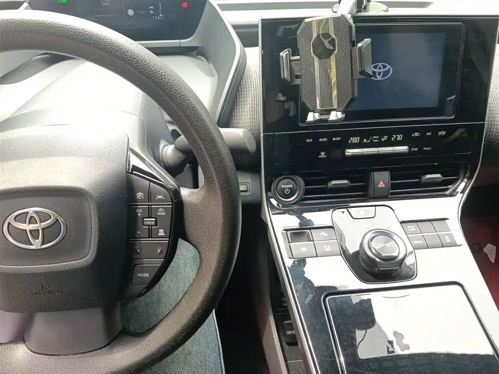Toyota GAC Toyota bZ4X 2022 Long Range Elite фото 10