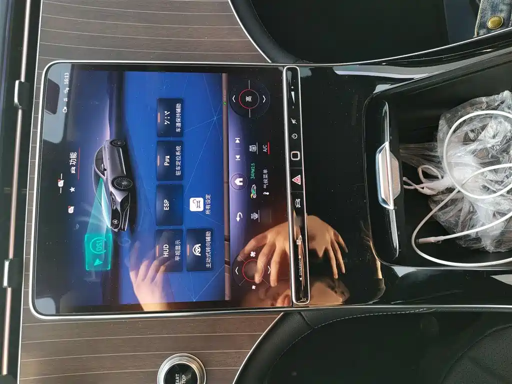 Mercedes-Benz EQE 2022 350 Luxury Edition фото 6