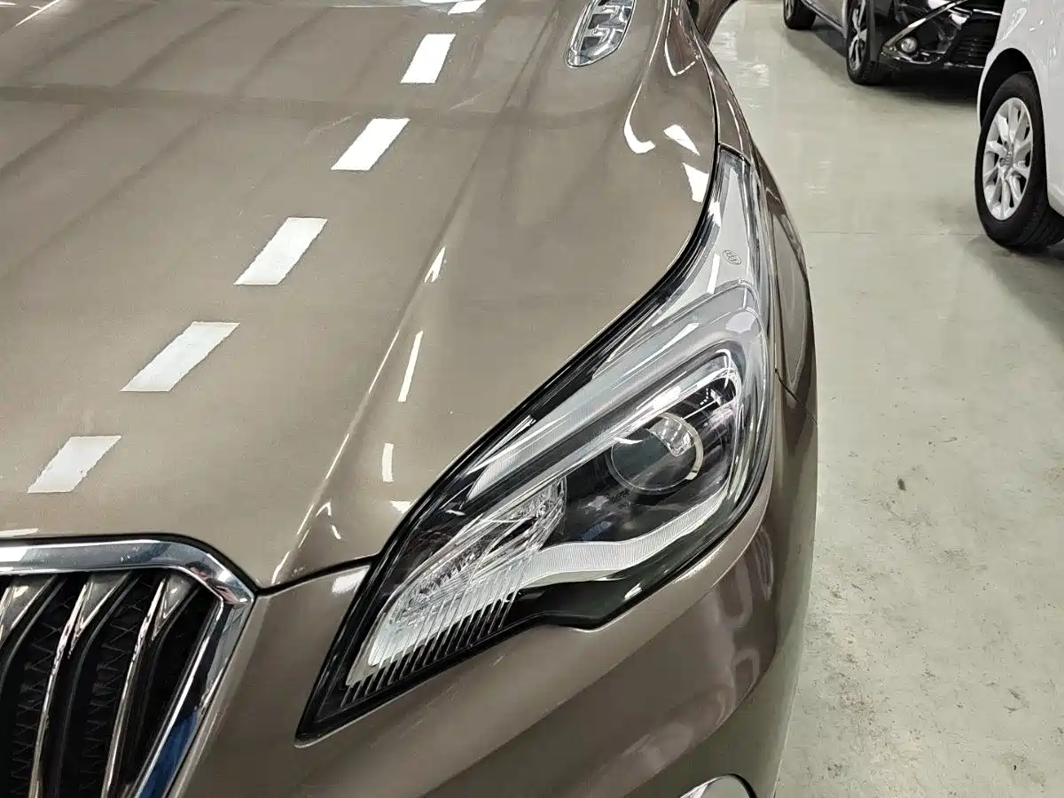 Фото 5 - Buick Envision Plus
