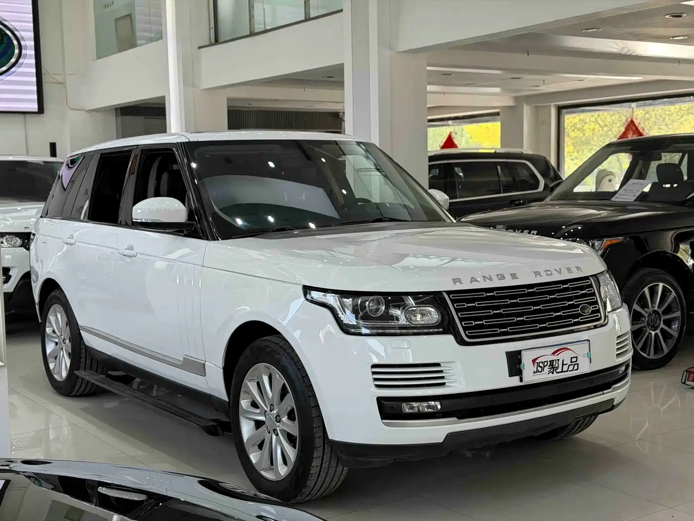 Фото 3 - Land Rover Range Rover