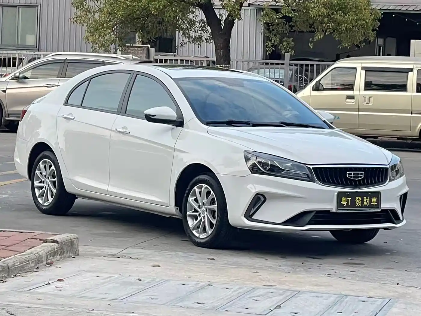 GEELY AUTOMOBILE EMGRAND
