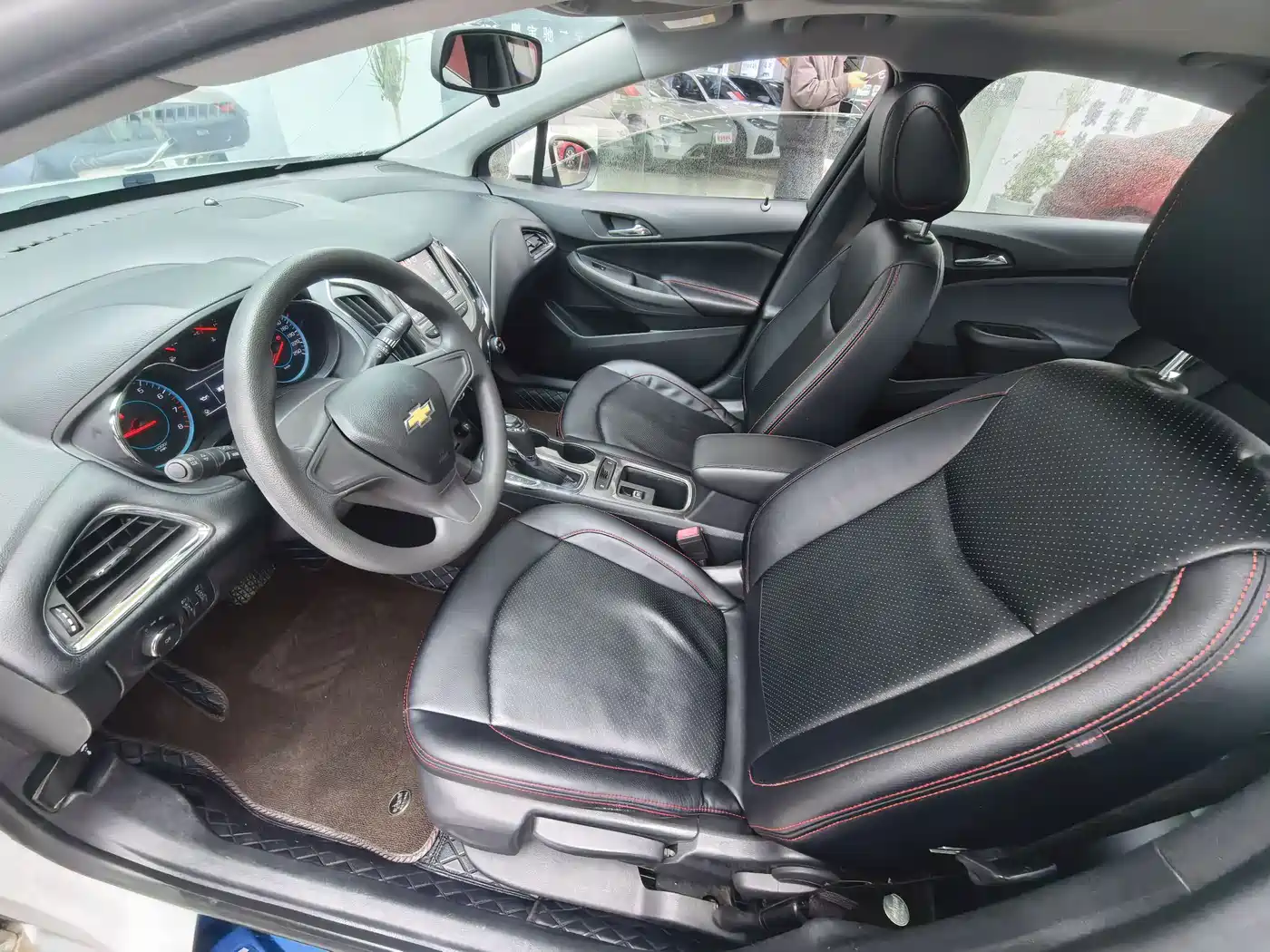 Chevrolet Cruze 2017 1.5L Automatic Pioneer Sunroof фото 7