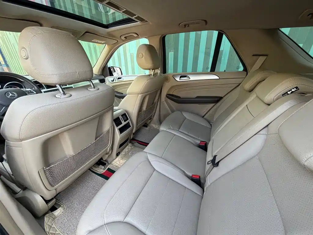 Mercedes-Benz M-Class 2015 ML 320 4MATIC фото 8