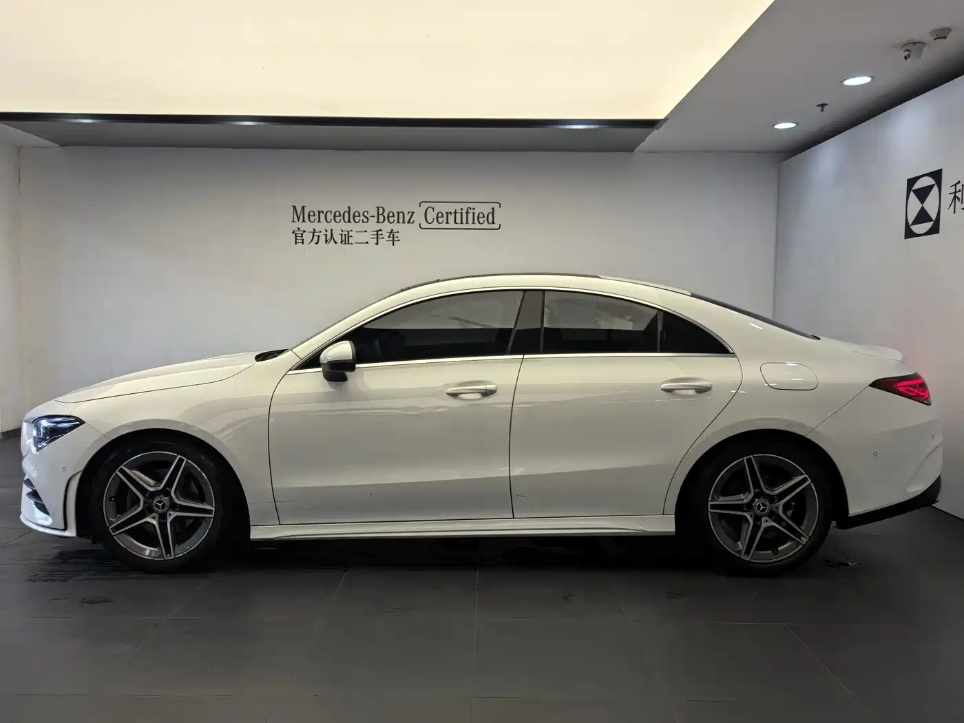 Фото 3 - Mercedes-Benz CLA (Import)