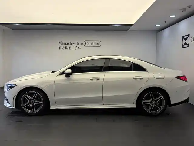 Mercedes-Benz CLA (Import) 2022 Facelift CLA 200 — фото 3