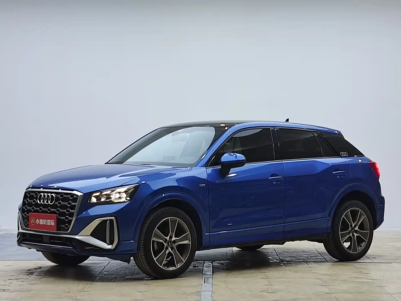 AUDI Q2L