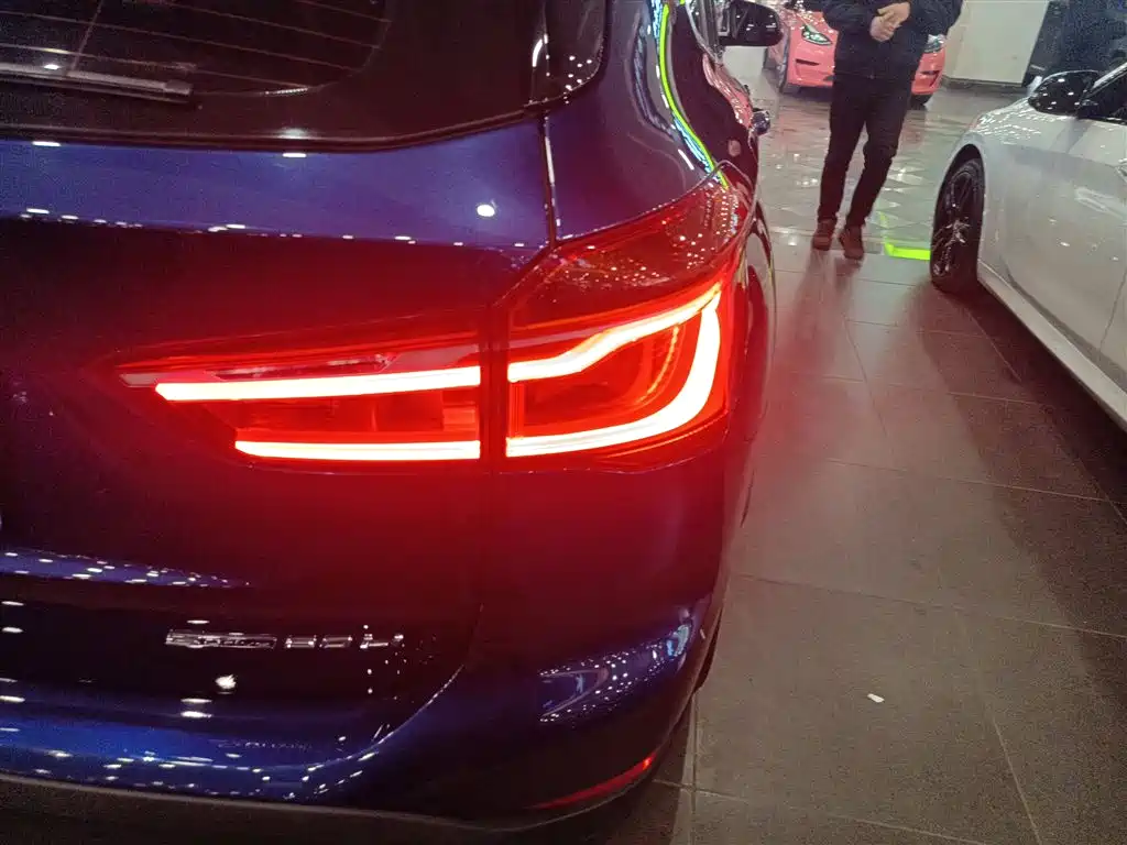 BMW X1 2019 sDrive20Li Leading Model фото 24