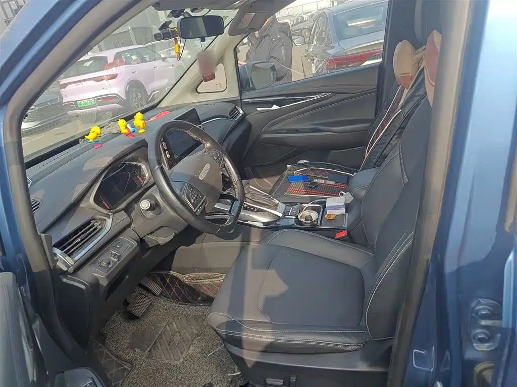 SAIC Maxus Maxus G50 2019 1.5T First Edition Automatic Luxury 6-Seater фото 8