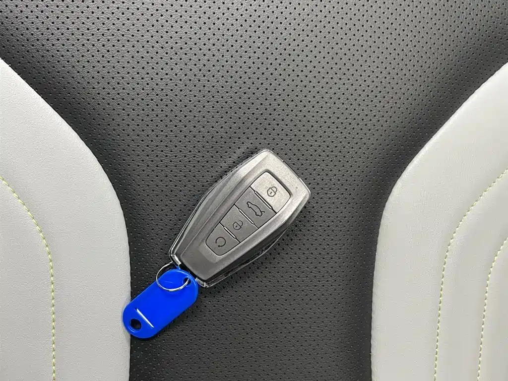 GEELY AUTOMOBILE BINYUE