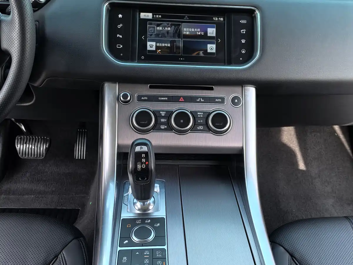 Land Rover Range Rover Sport 2015 3.0 SC V6 HSE фото 8