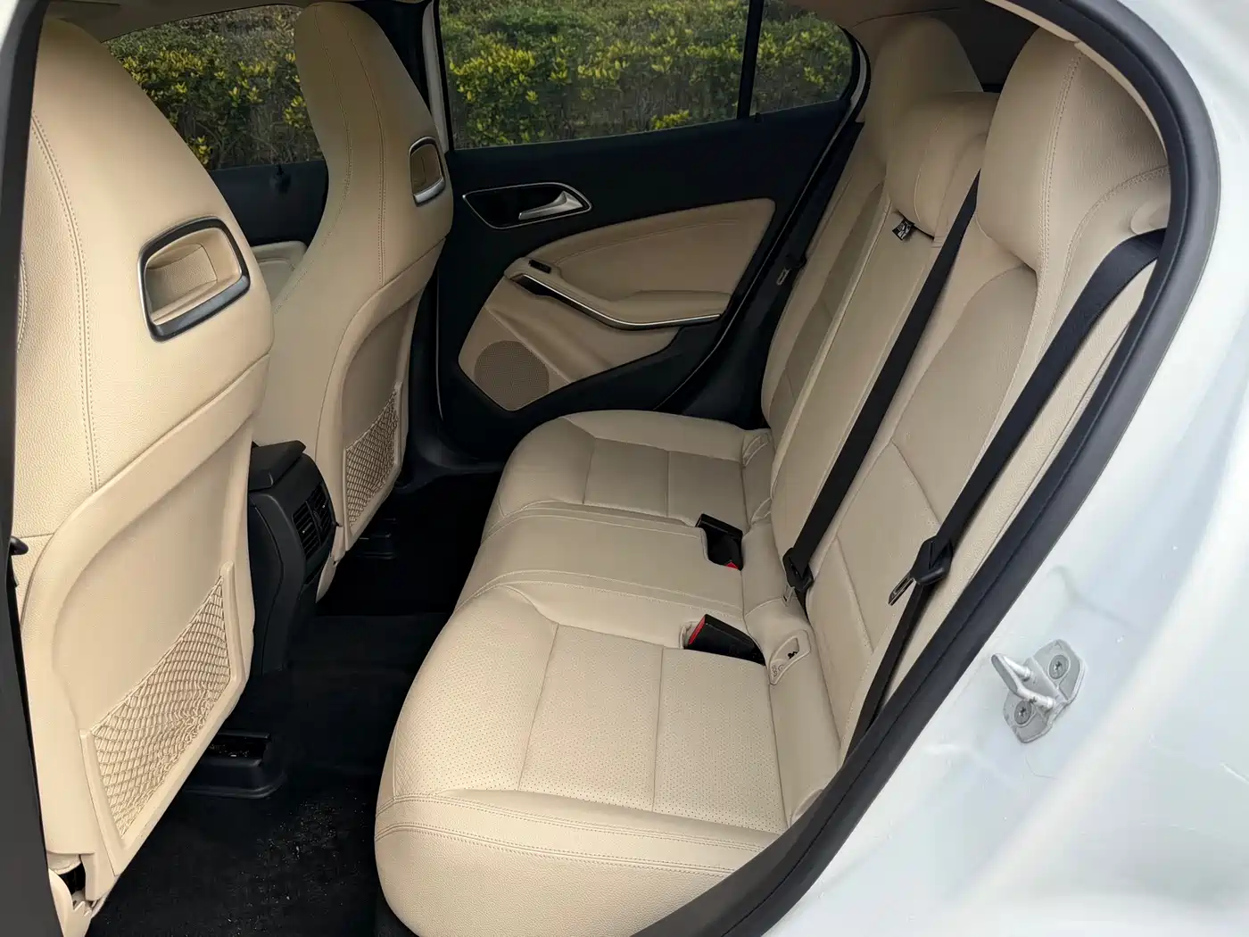 Mercedes-Benz GLA 2016 GLA 220 4MATIC Fashion фото 6