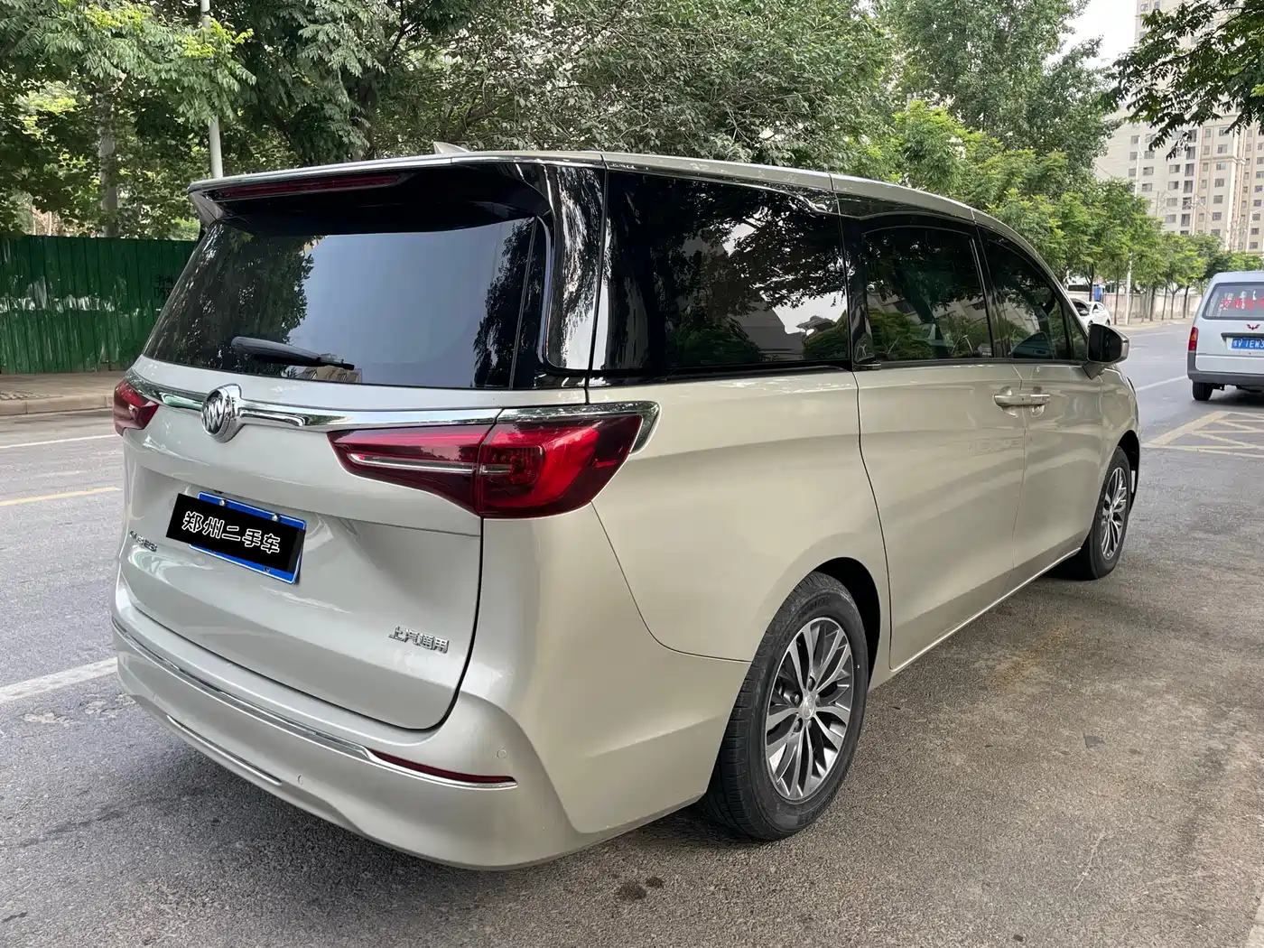 BUICK GL8