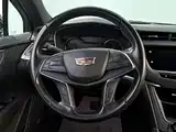 Photo 10 - Cadillac XT5