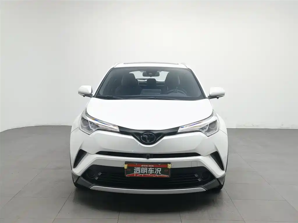 Toyota IZOA 2020 2.0L Yi Xiang Edition фото 3