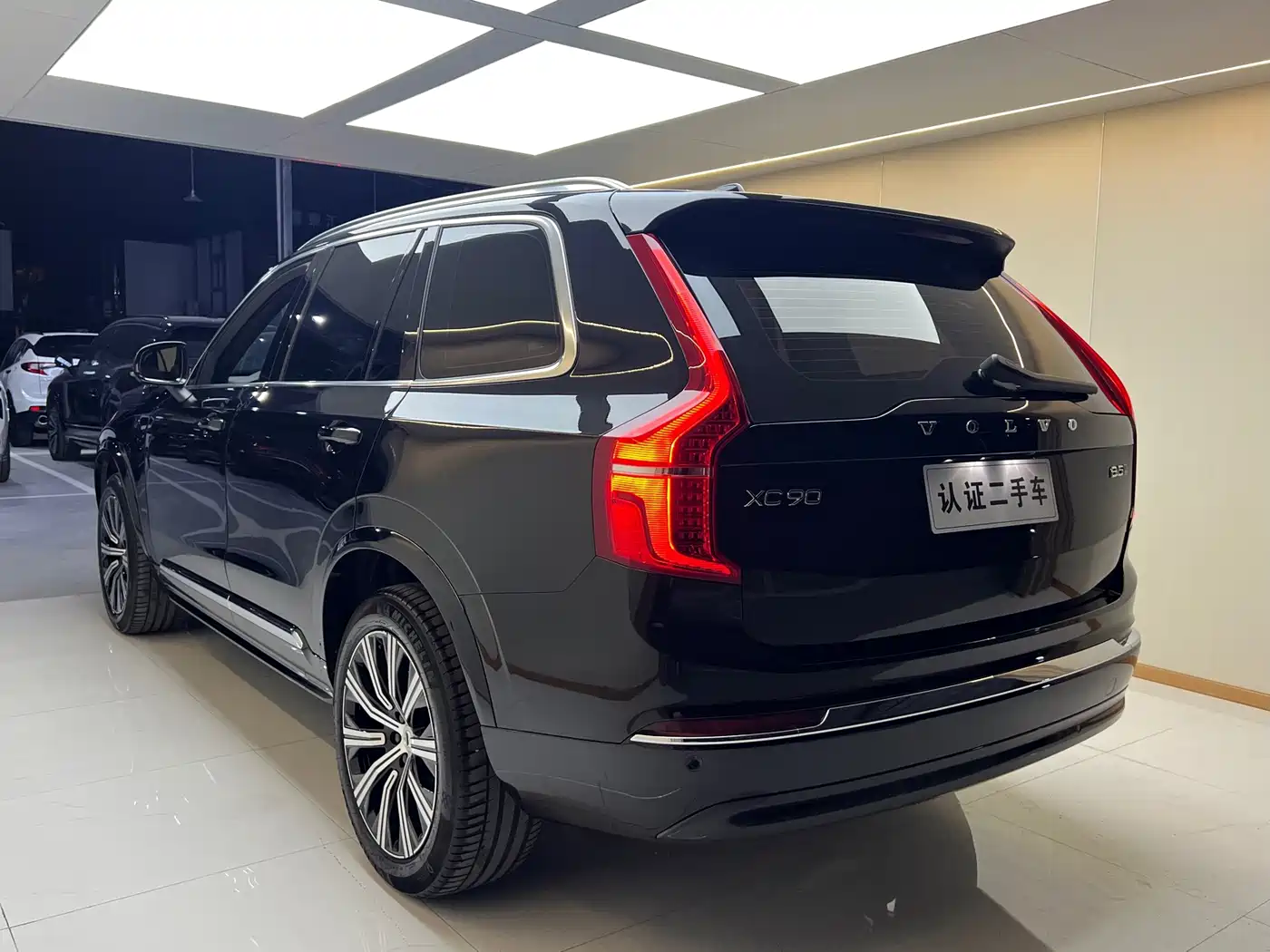 Volvo XC90 2023 2023 B5 Smart Luxury Edition 5-Seater