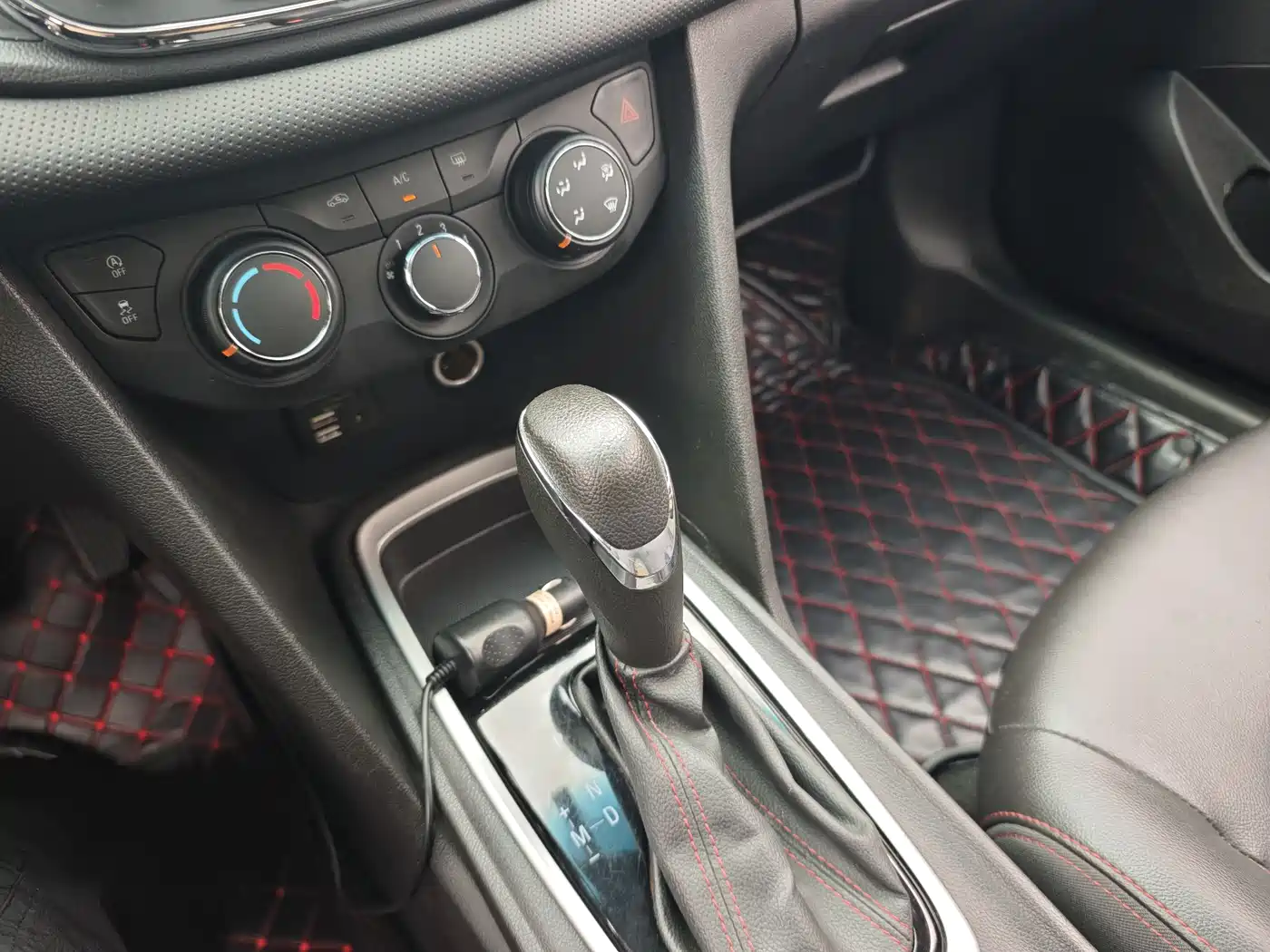Chevrolet Monza 2019 Redline 320T DCT Refreshing Edition VI фото 17