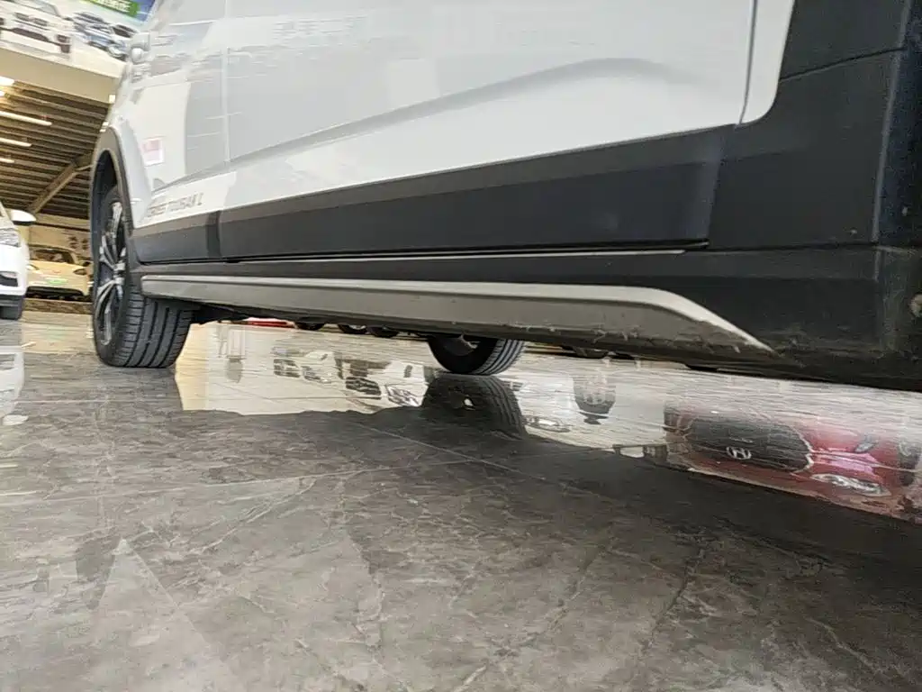 Photo 21 - Volkswagen Touran
