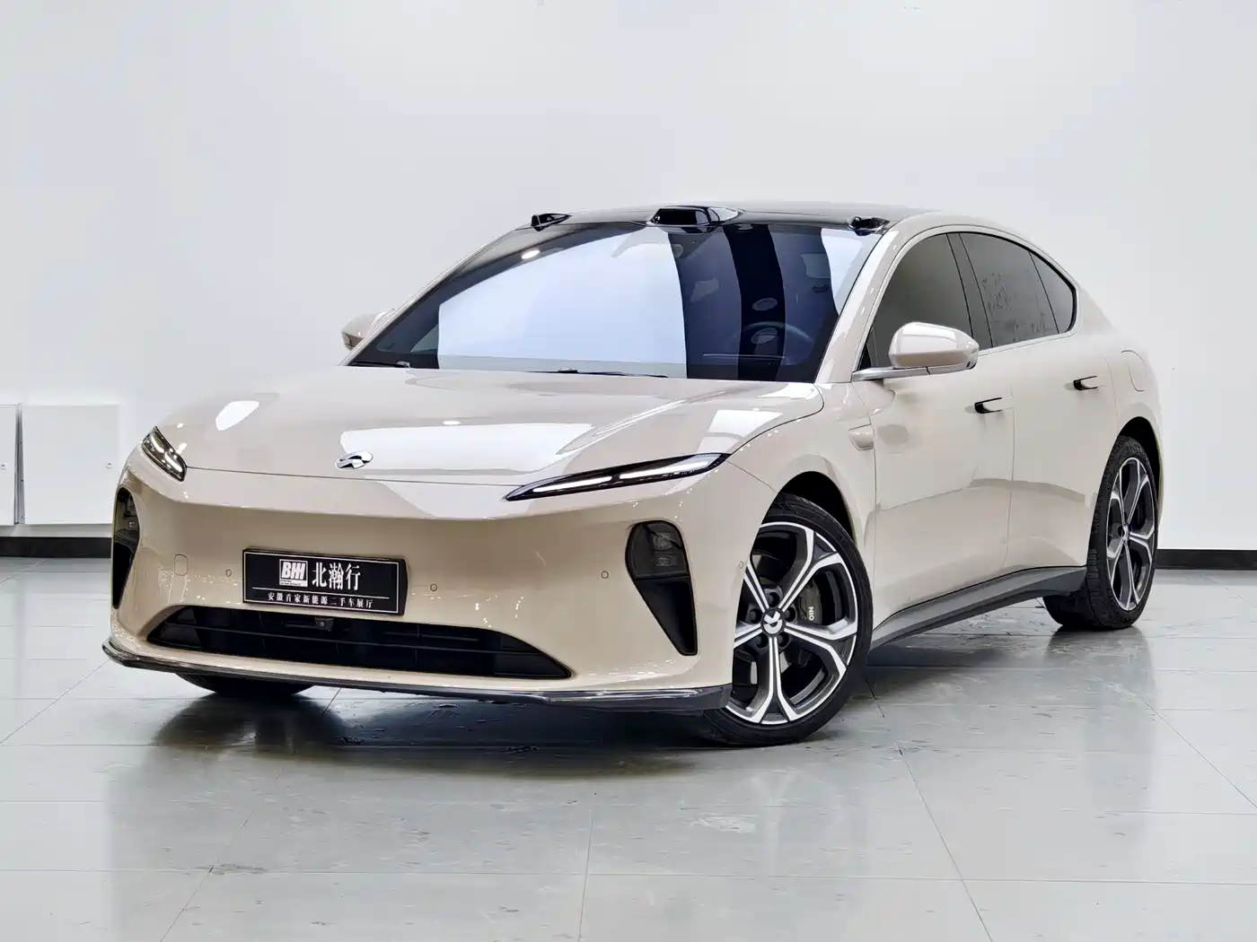 NIO NIO ET5