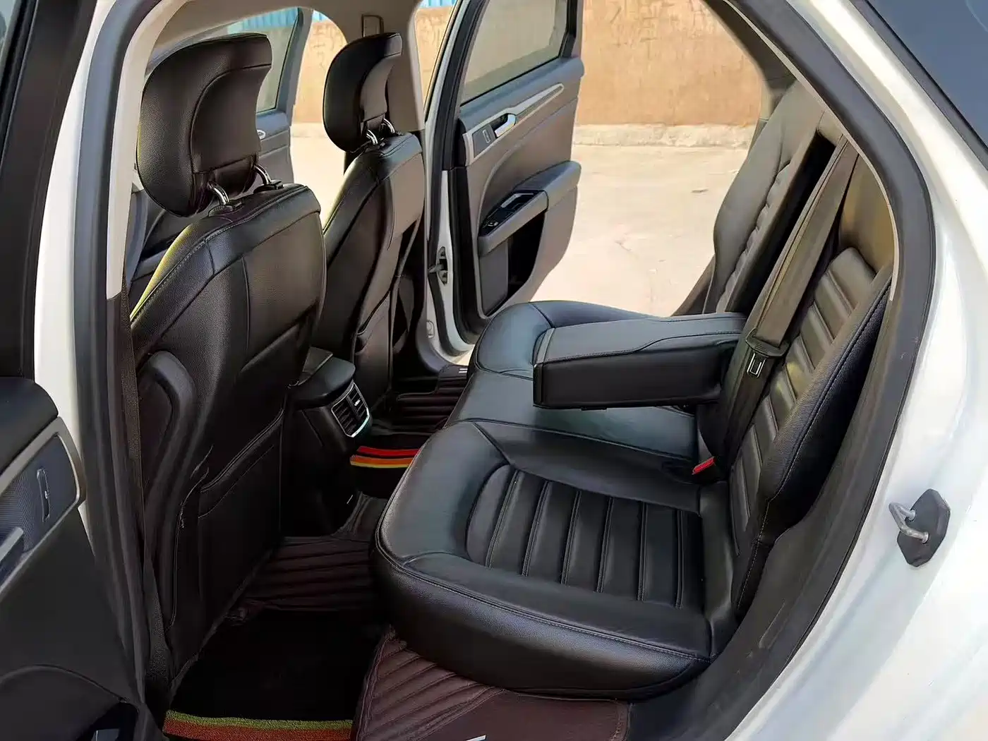 Ford Mondeo 2014 2013 2.0L GTDi200 Luxury