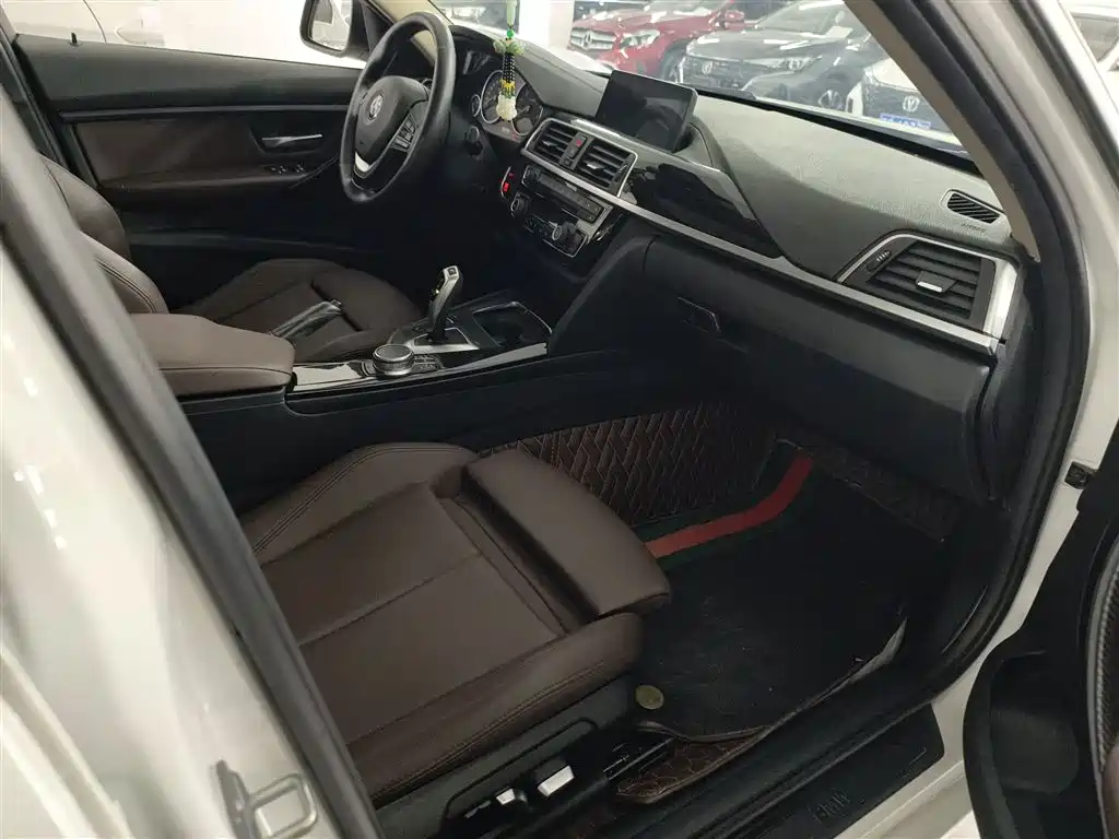 BMW 3 Series 2019 320Li Fashion Type фото 11