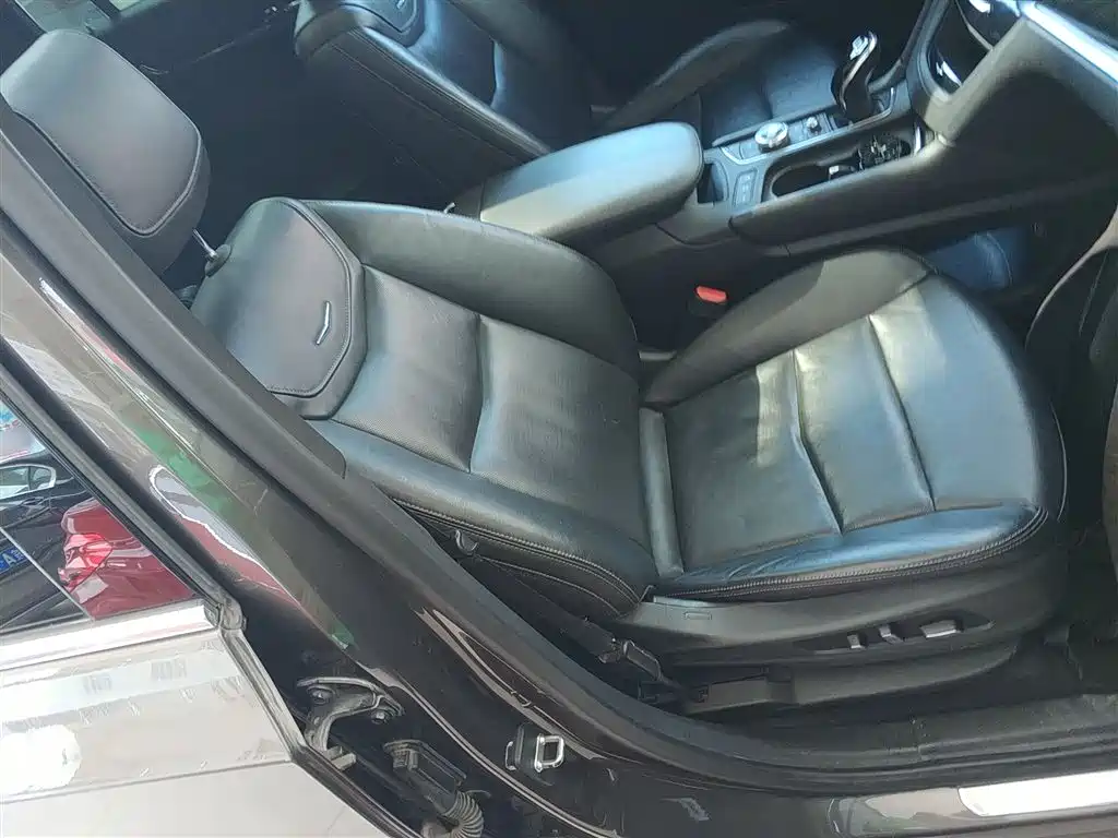 Cadillac XT6 2020 28T 6-Seater Luxury Model фото 25