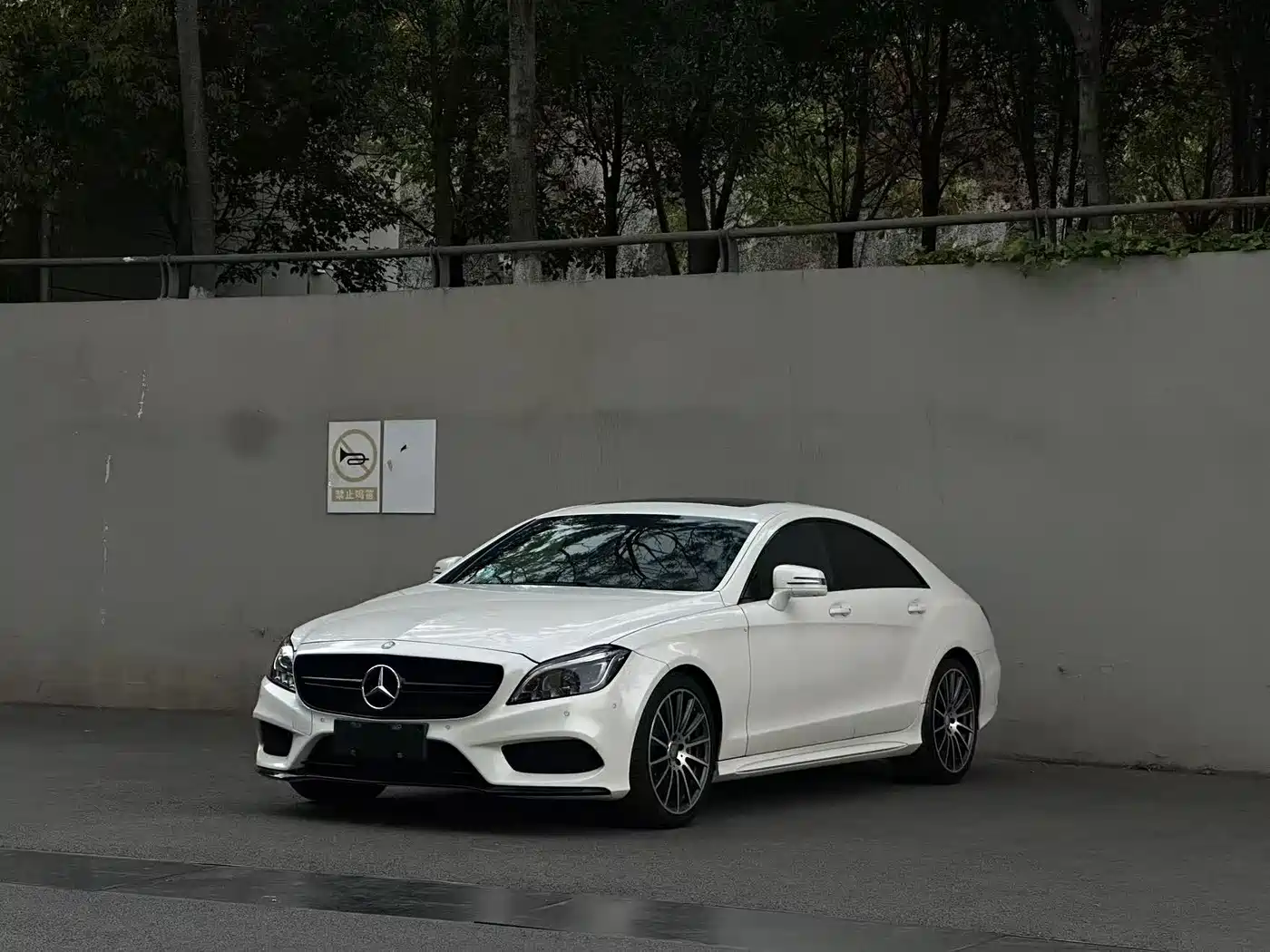 Mercedes-Benz CLS 2017 CLS 320 Elegance Edition фото 3