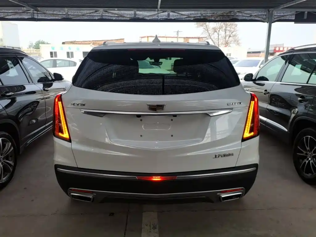 Cadillac XT5 2021 2.0T 2WD Luxury Edition фото 6