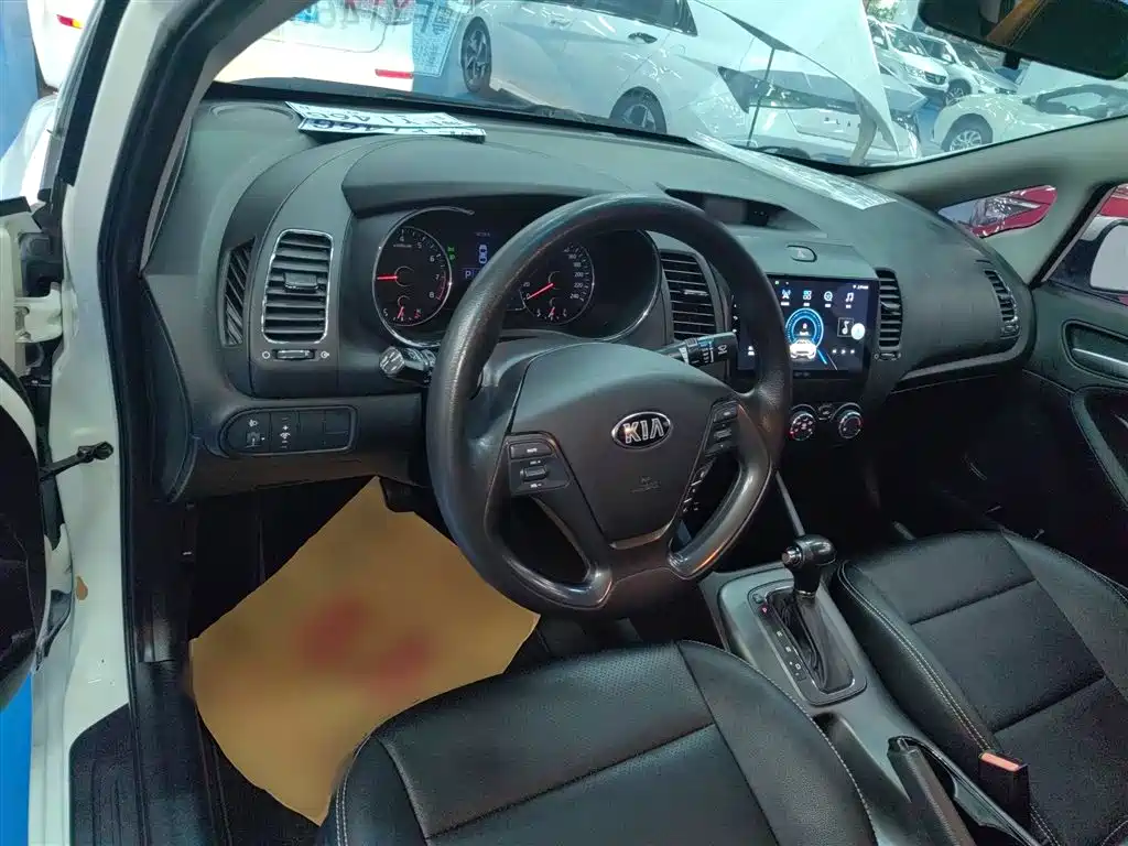 Kia K3 2015 1.6L Automatic GL фото 6