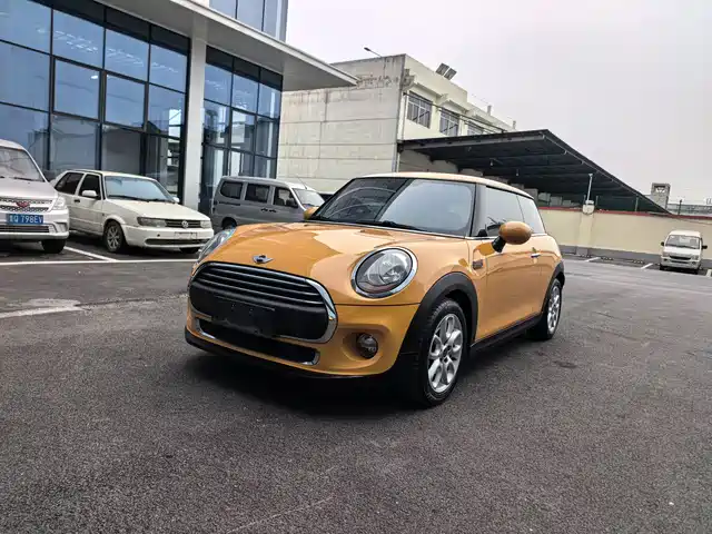 MINI 