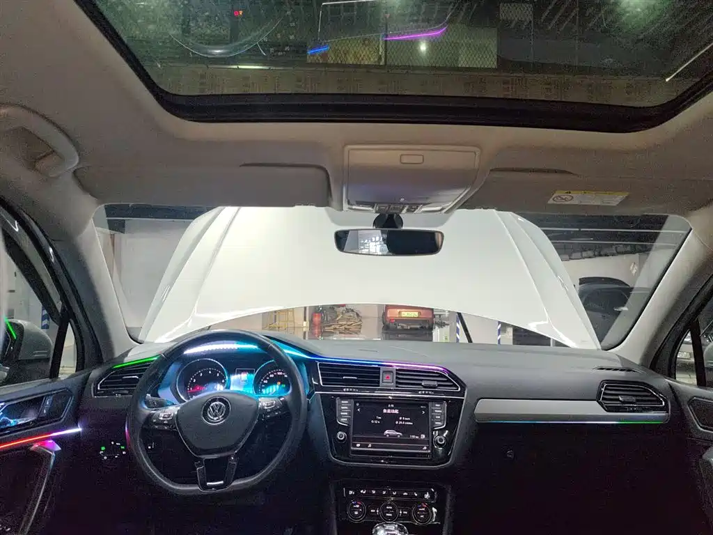 Volkswagen Tiguan L 2018 330TSI Automatic 2WD Luxury Edition фото 18