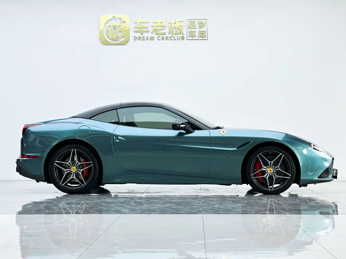 Ferrari California T 2016 2015 3.9T Standard